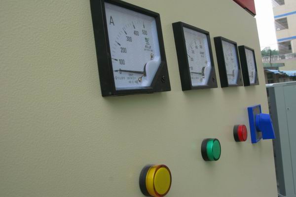 南涧配电柜-3683讲讲配电柜注意事项